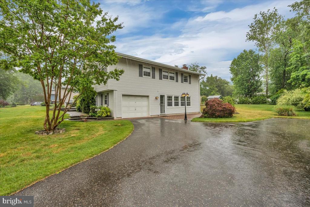 132 WEDGEWOOD DRIVE