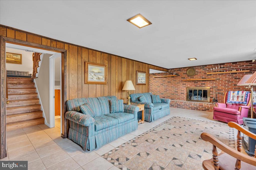 132 WEDGEWOOD DRIVE