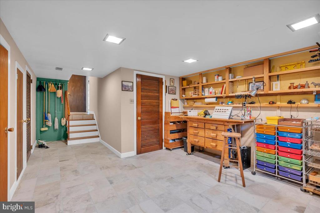 132 WEDGEWOOD DRIVE