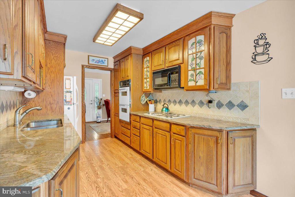 132 WEDGEWOOD DRIVE