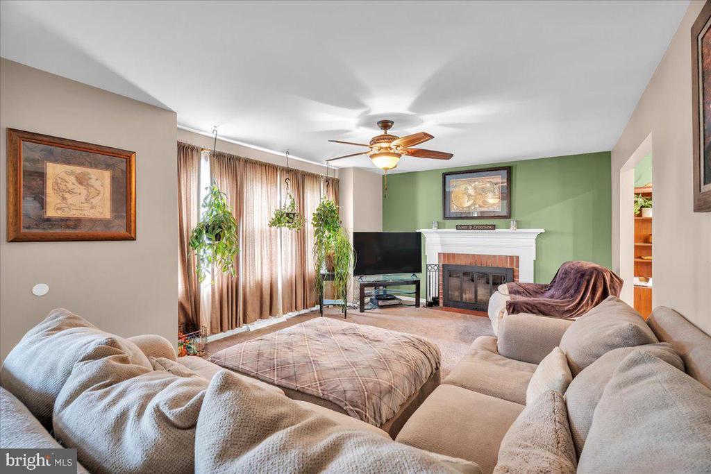 106 VILLINGER AVENUE