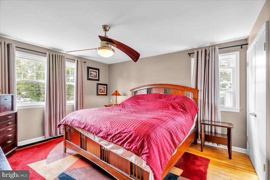 106 VILLINGER AVENUE