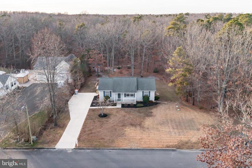 3160 DEERBERRY COURT