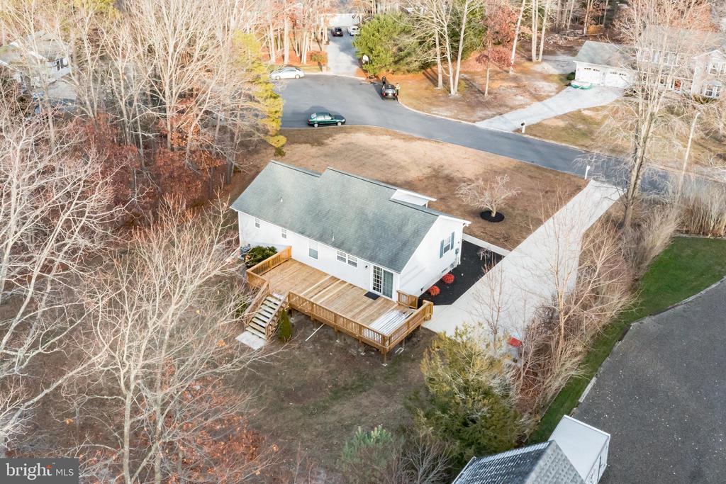 3160 DEERBERRY COURT