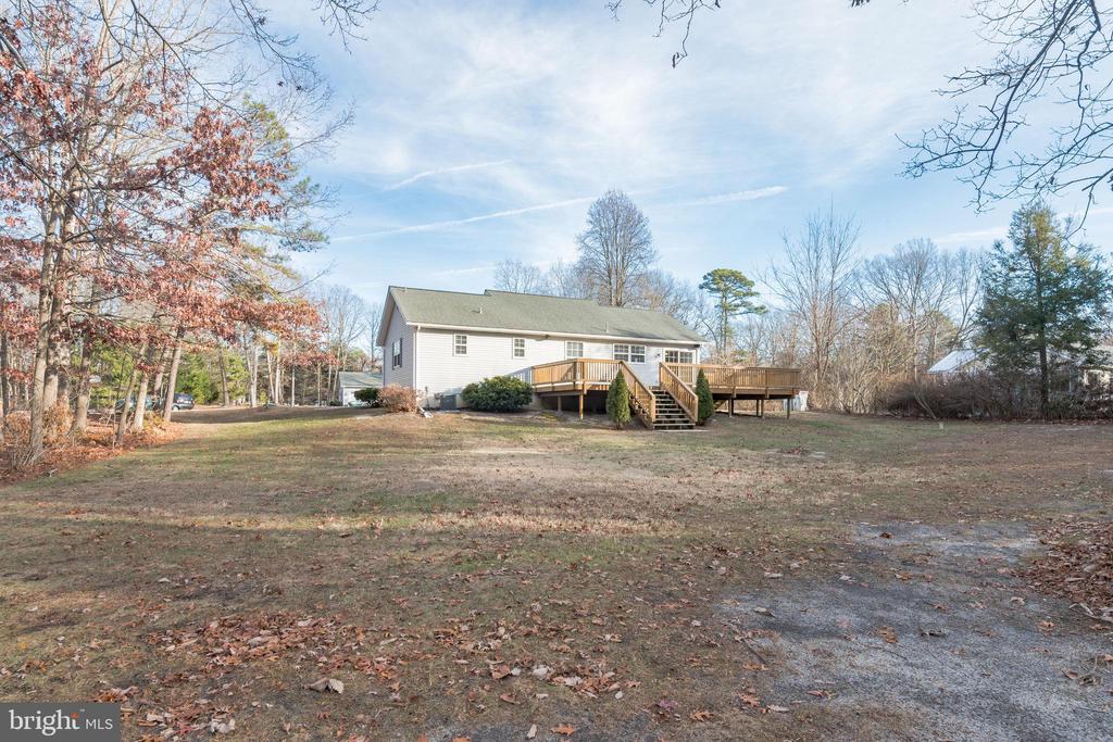 3160 DEERBERRY COURT