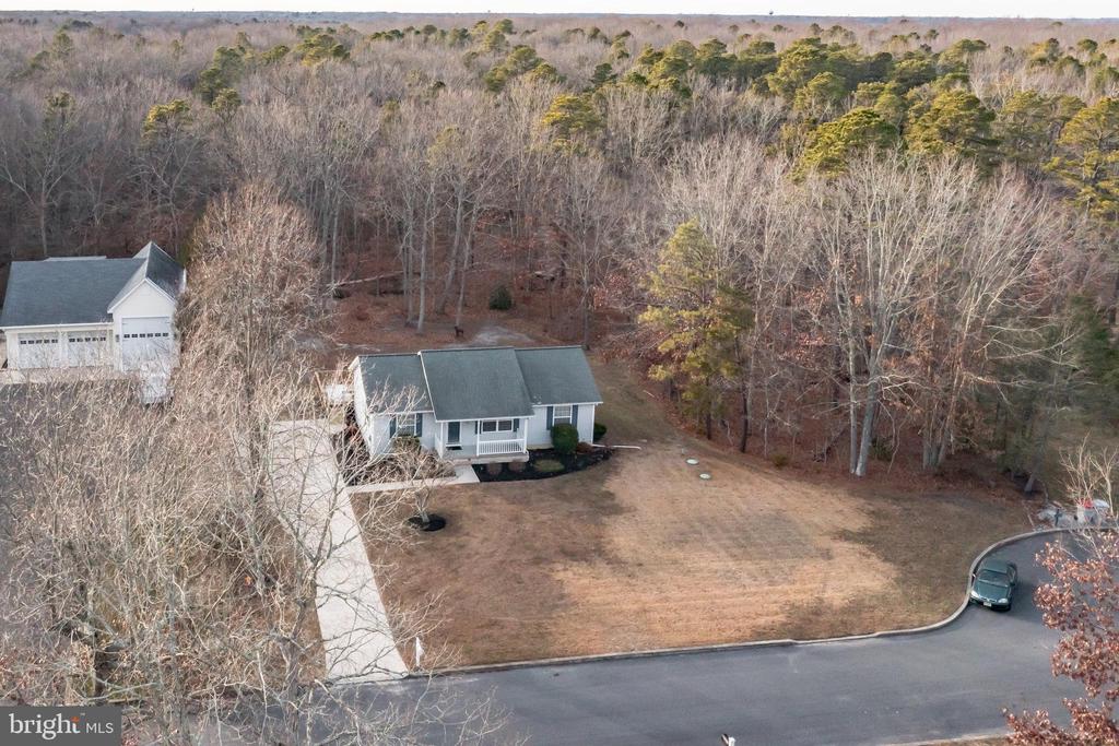 3160 DEERBERRY COURT