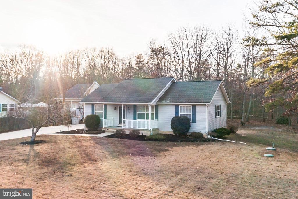 3160 DEERBERRY COURT