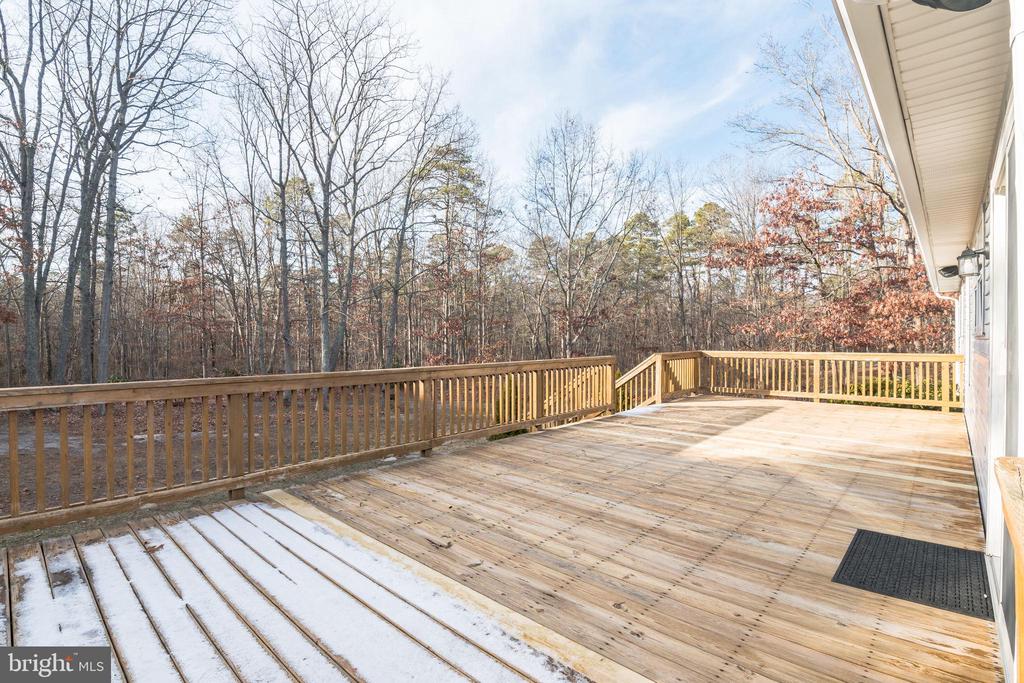 3160 DEERBERRY COURT