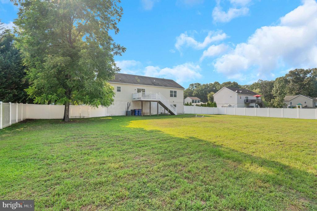 9 GREENLAWN COURT