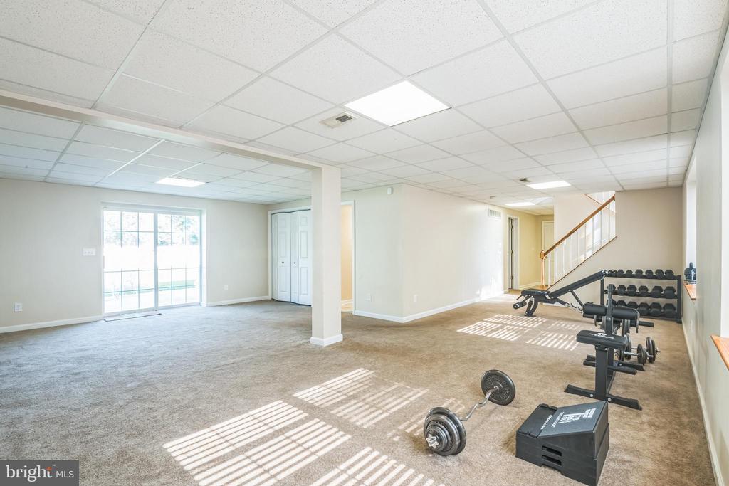 9 GREENLAWN COURT