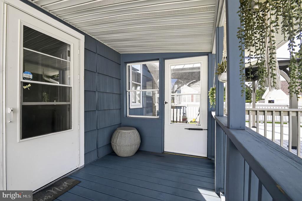 1122 FAIRMOUNT AVENUE