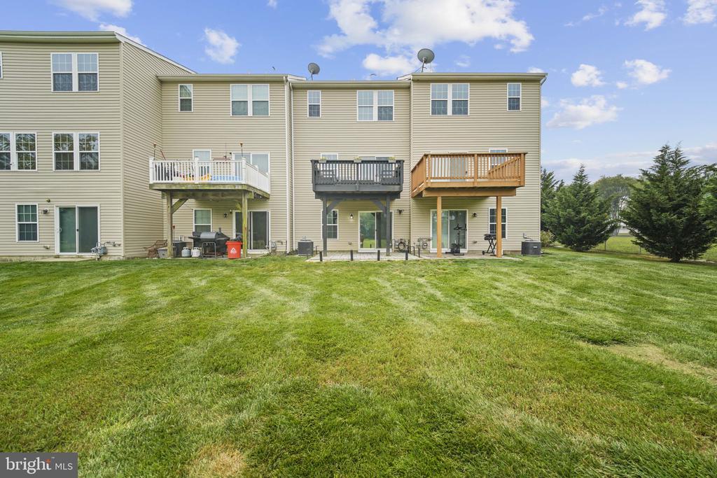 2102 E OAK ROAD Unit: H2