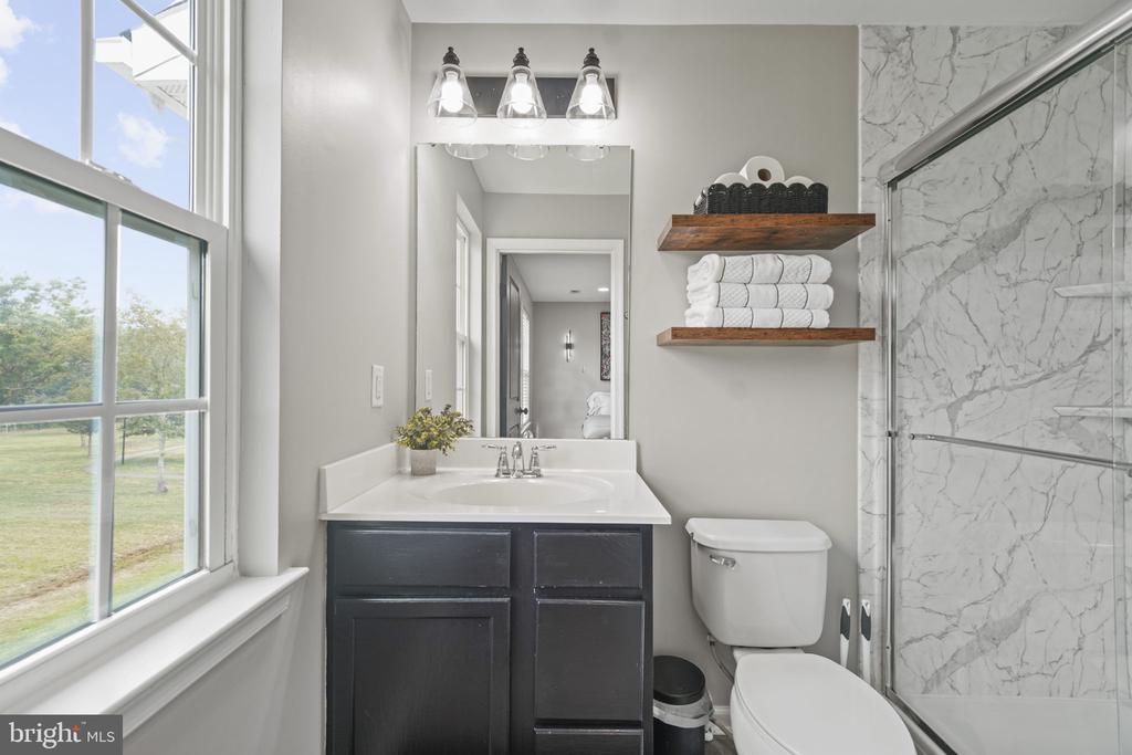 2102 E OAK ROAD Unit: H2