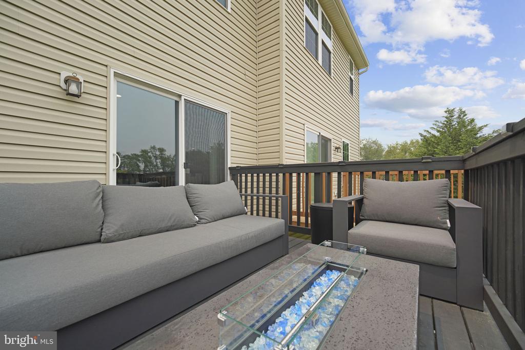 2102 E OAK ROAD Unit: H2