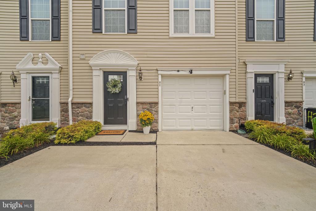 2102 E OAK ROAD Unit: H2