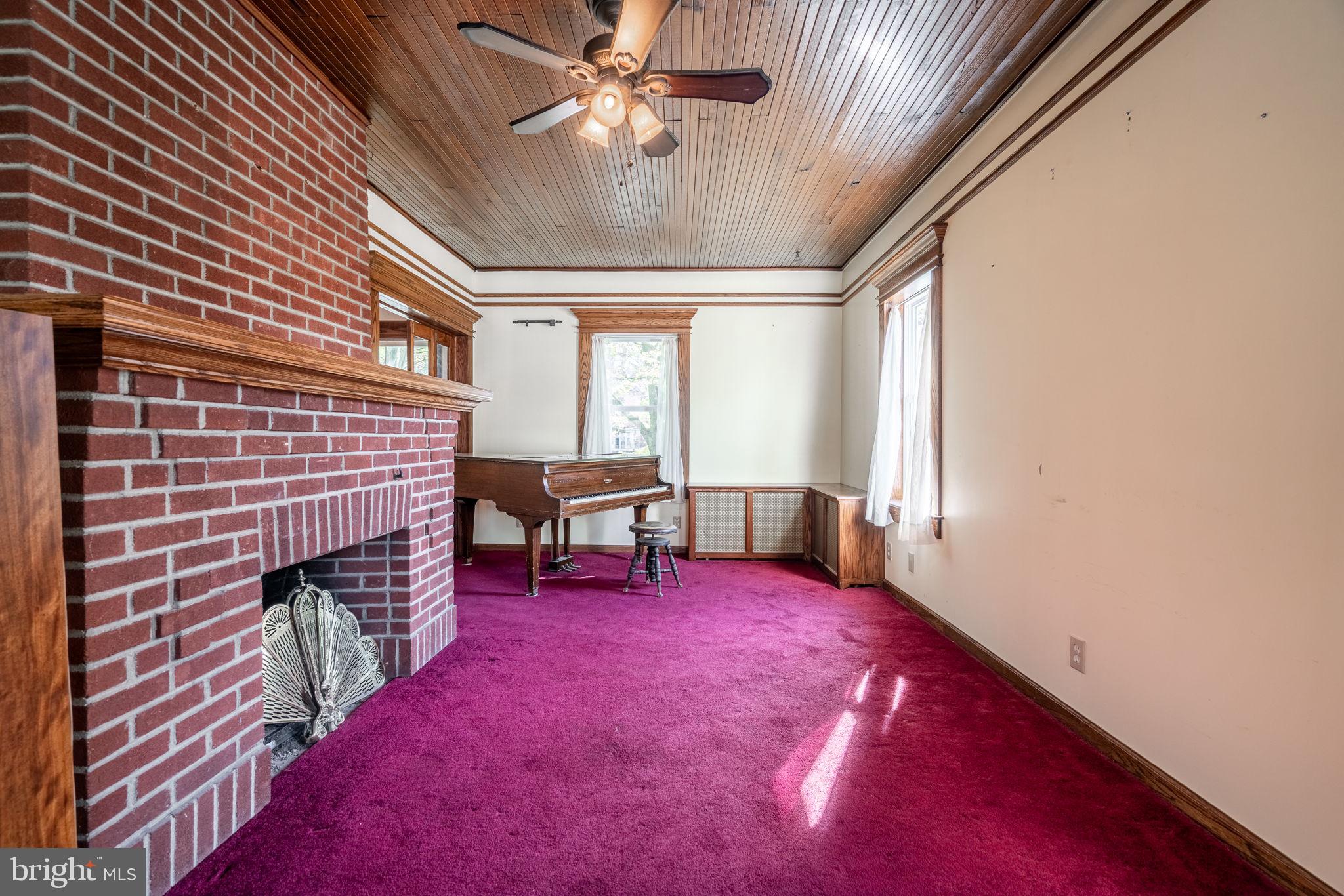 108 Greenleigh Ct