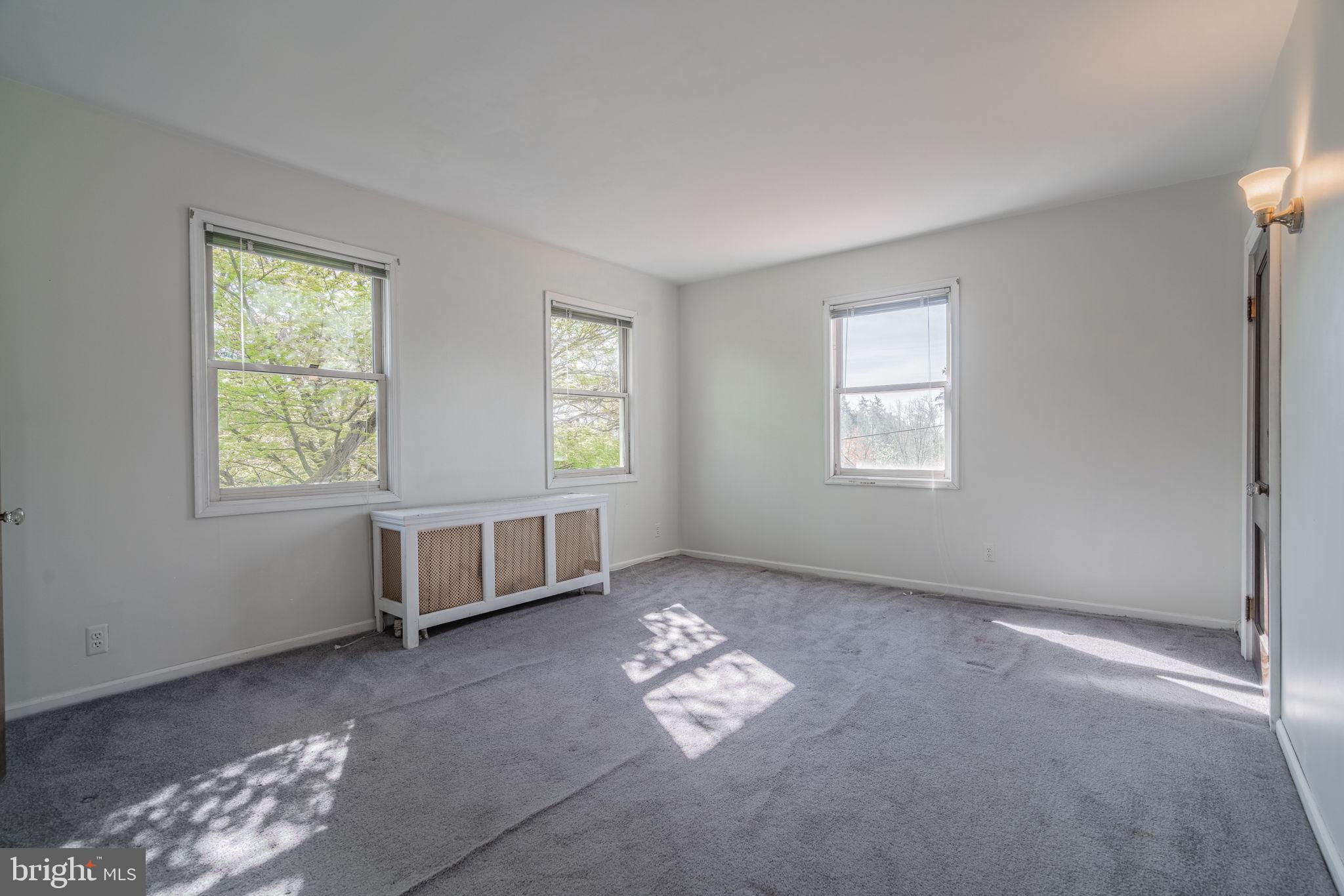 108 Greenleigh Ct
