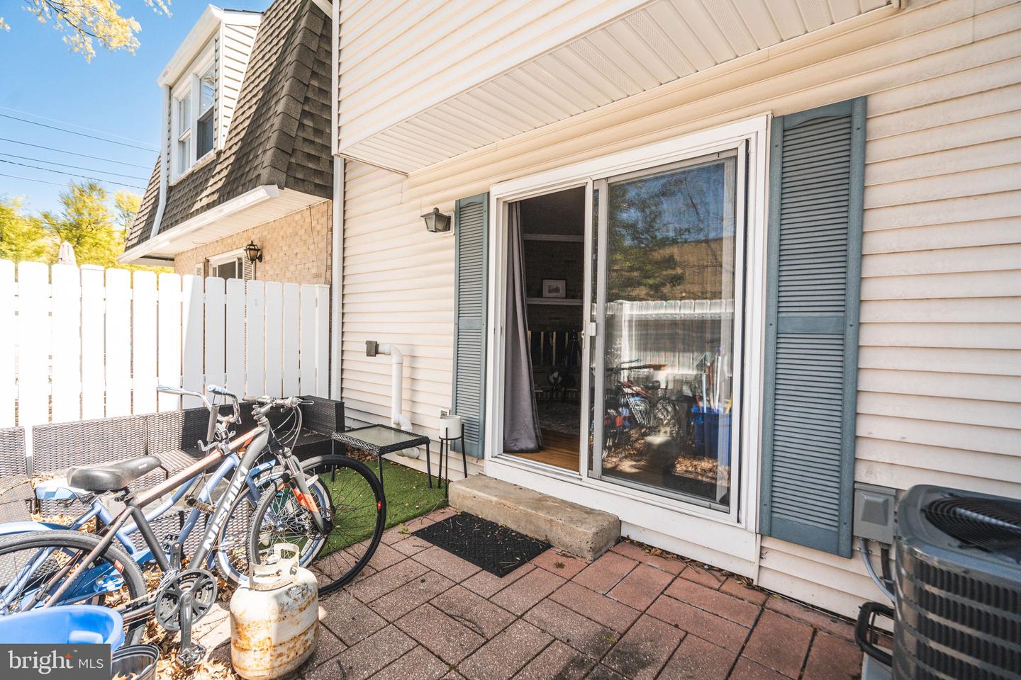 12 E Maple Ave #C13