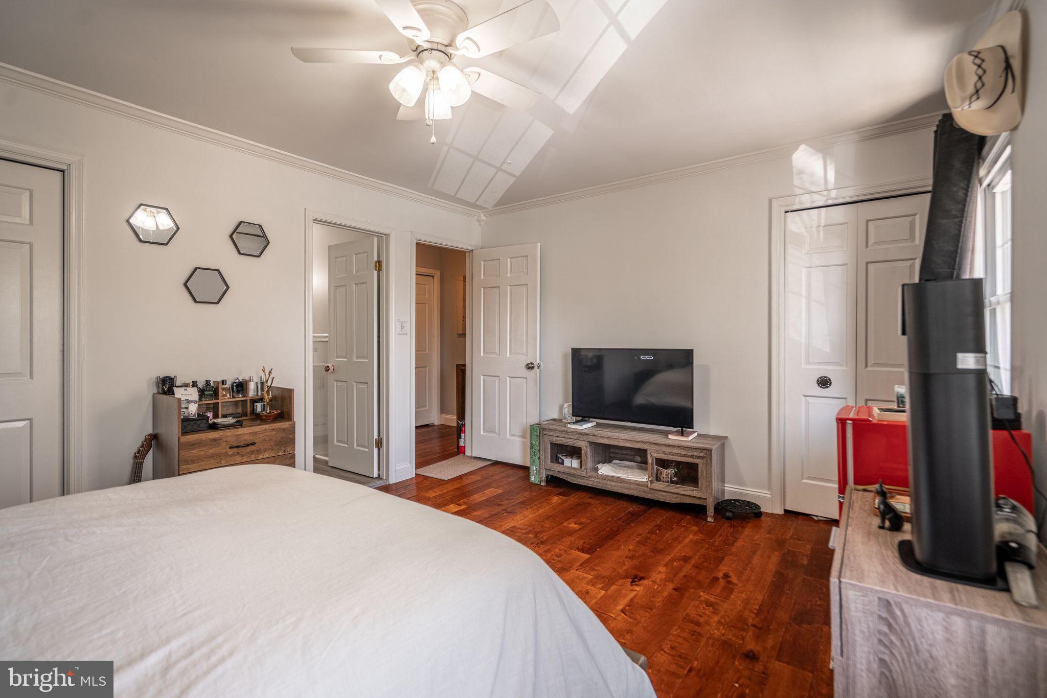 12 E Maple Ave #C13