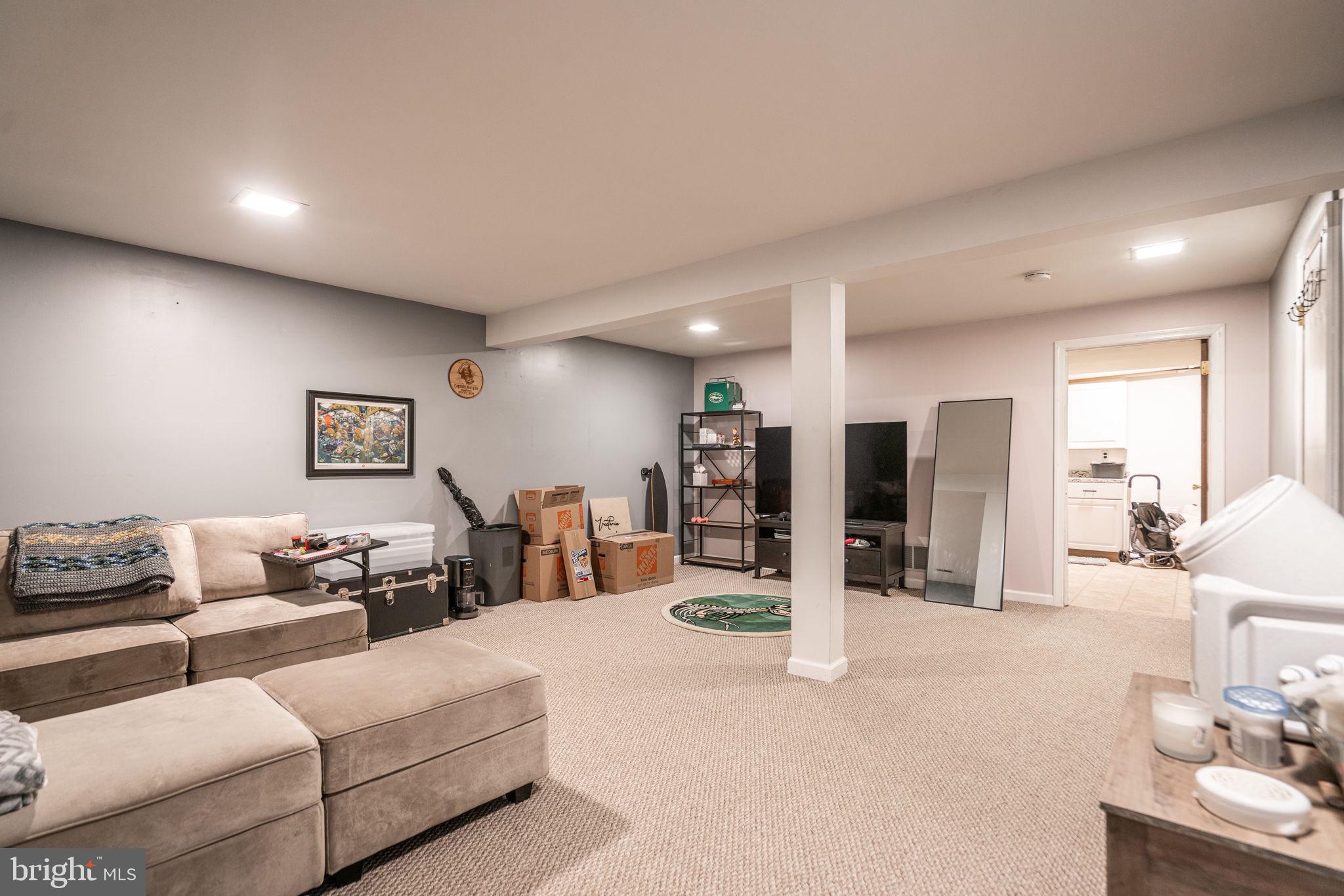 12 E Maple Ave #C13
