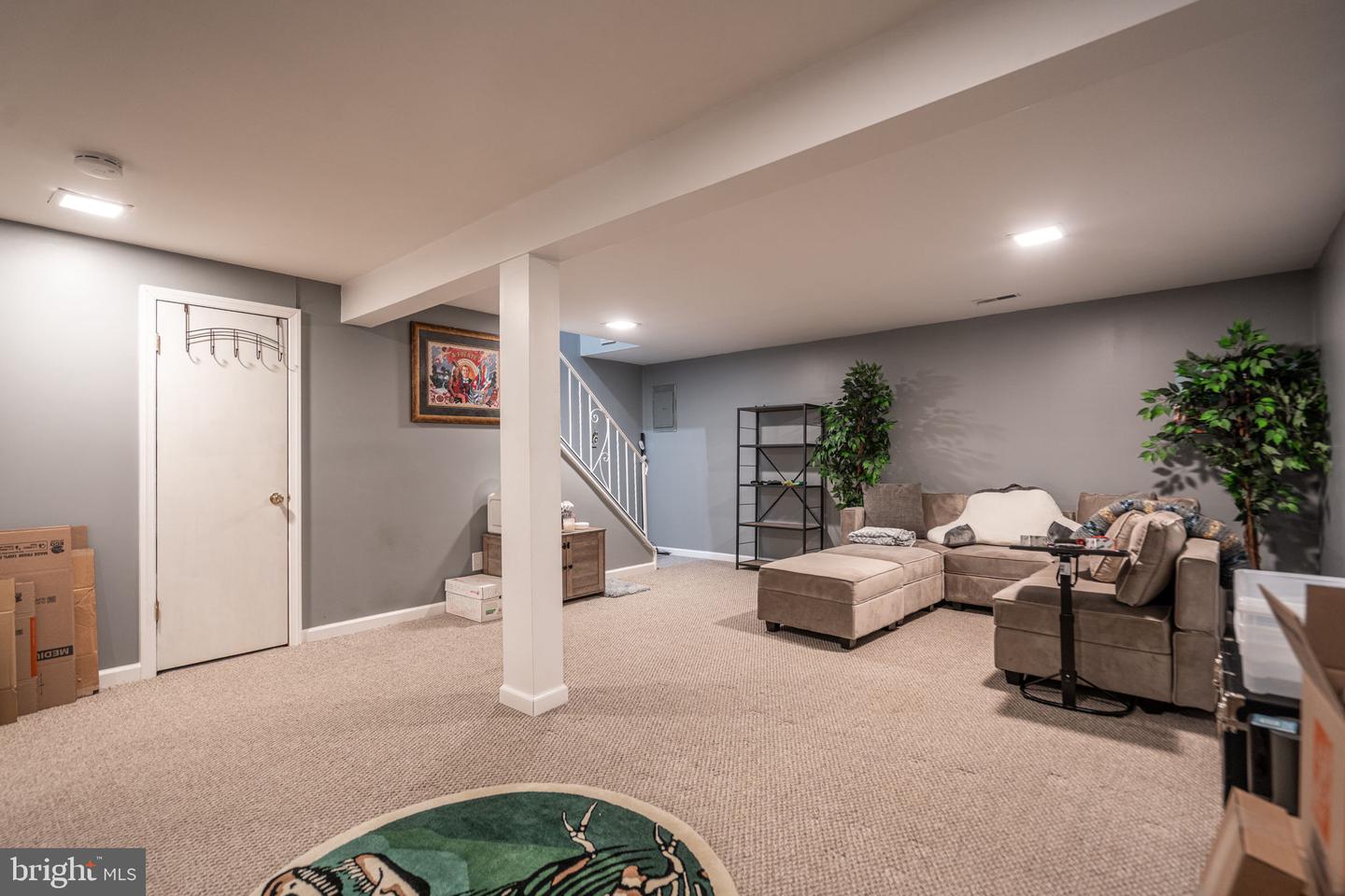 12 E Maple Ave #C13