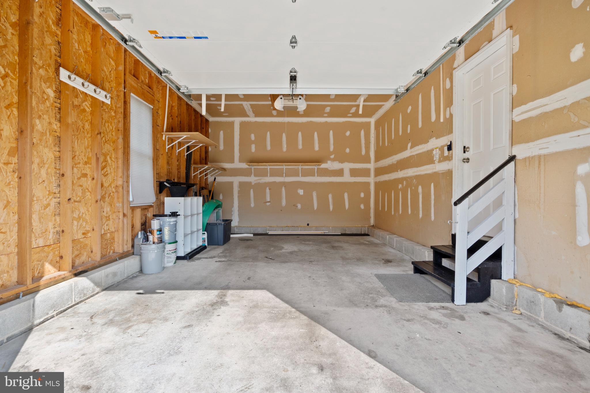 10 Morris Dr