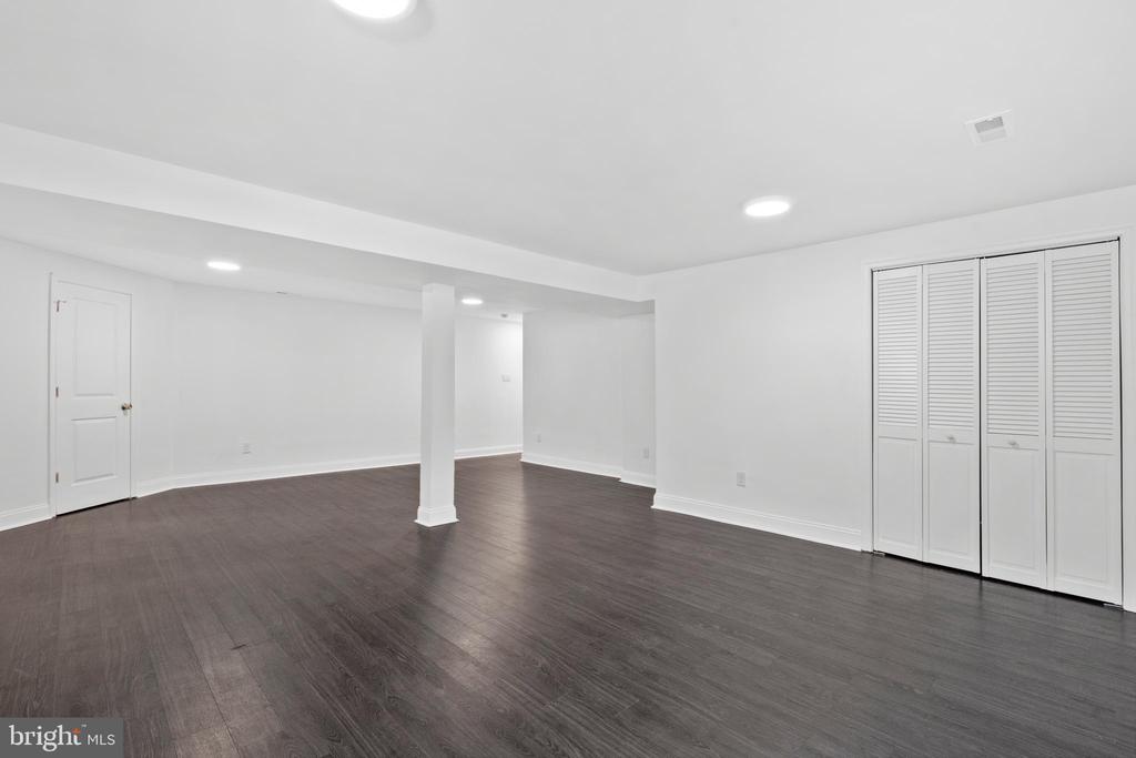 10 Morris Dr