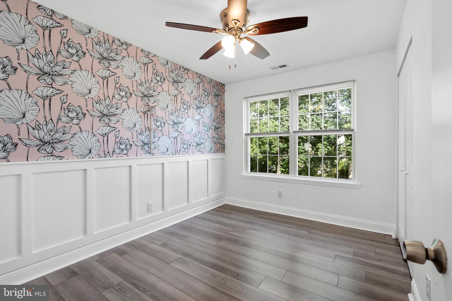 10 Morris Dr