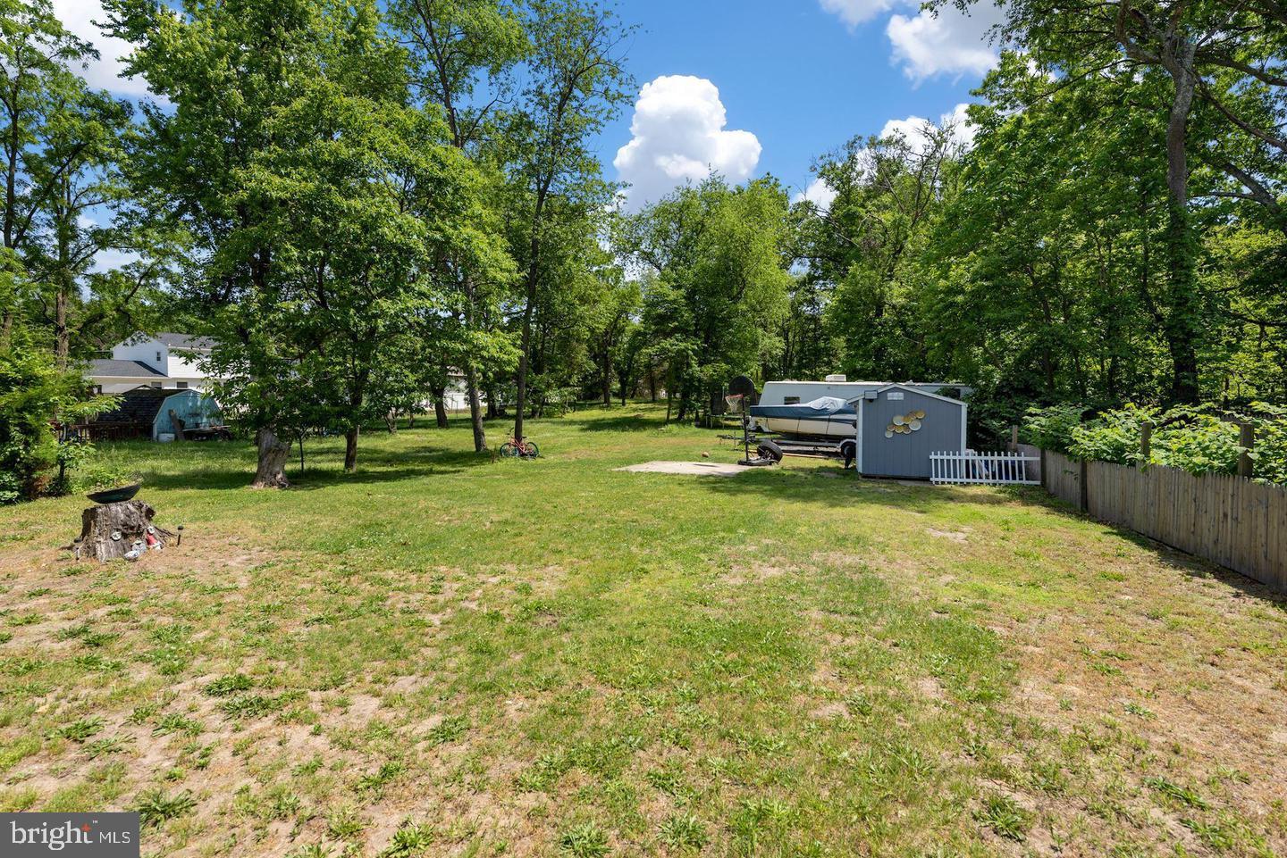 172 E CHARLESTON AVENUE E