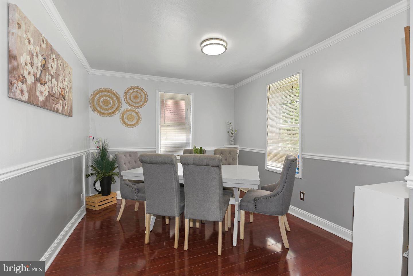 172 E CHARLESTON AVENUE E