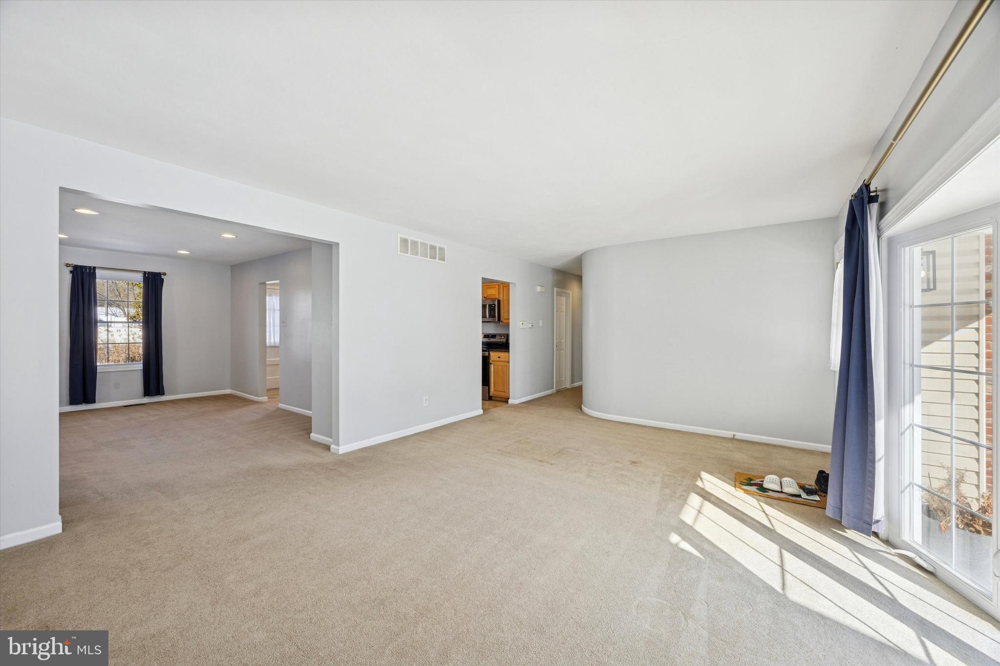 318 BRENTWOOD AVENUE