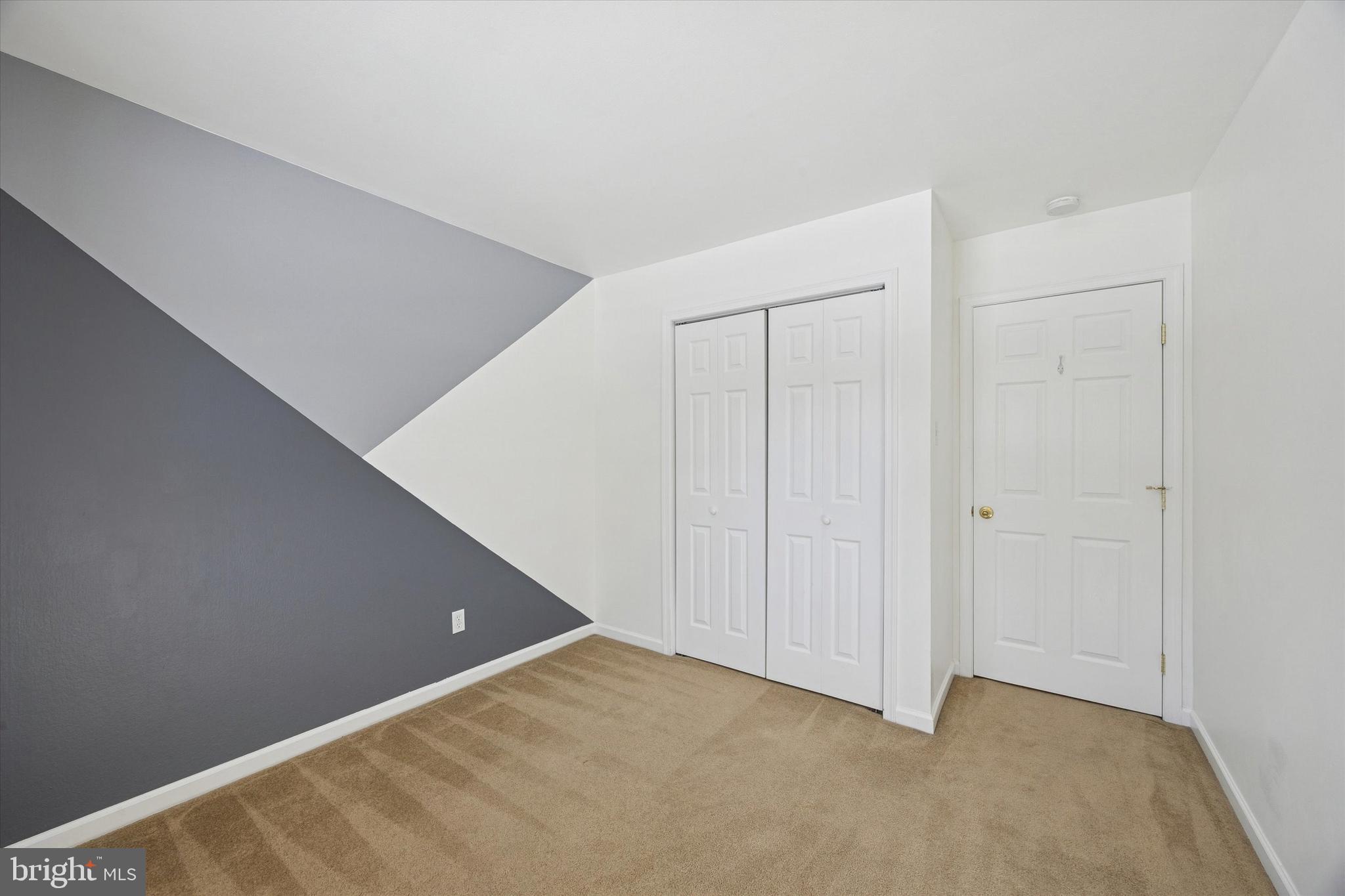 318 BRENTWOOD AVENUE