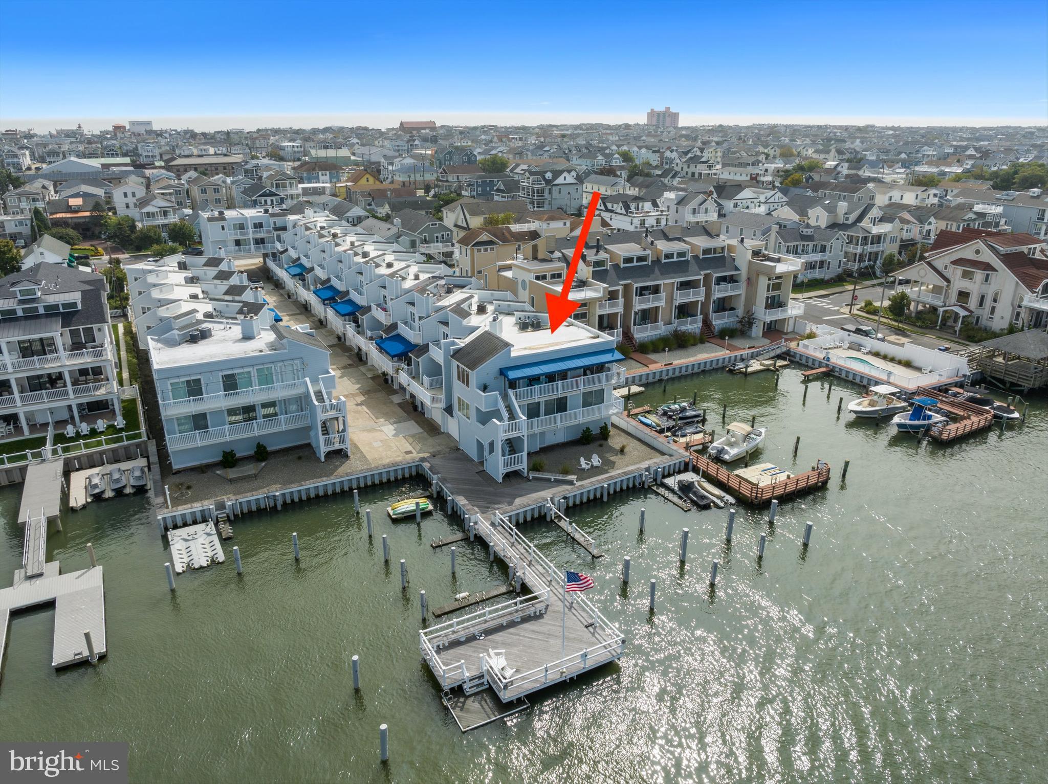 1128 Bay Ave #14