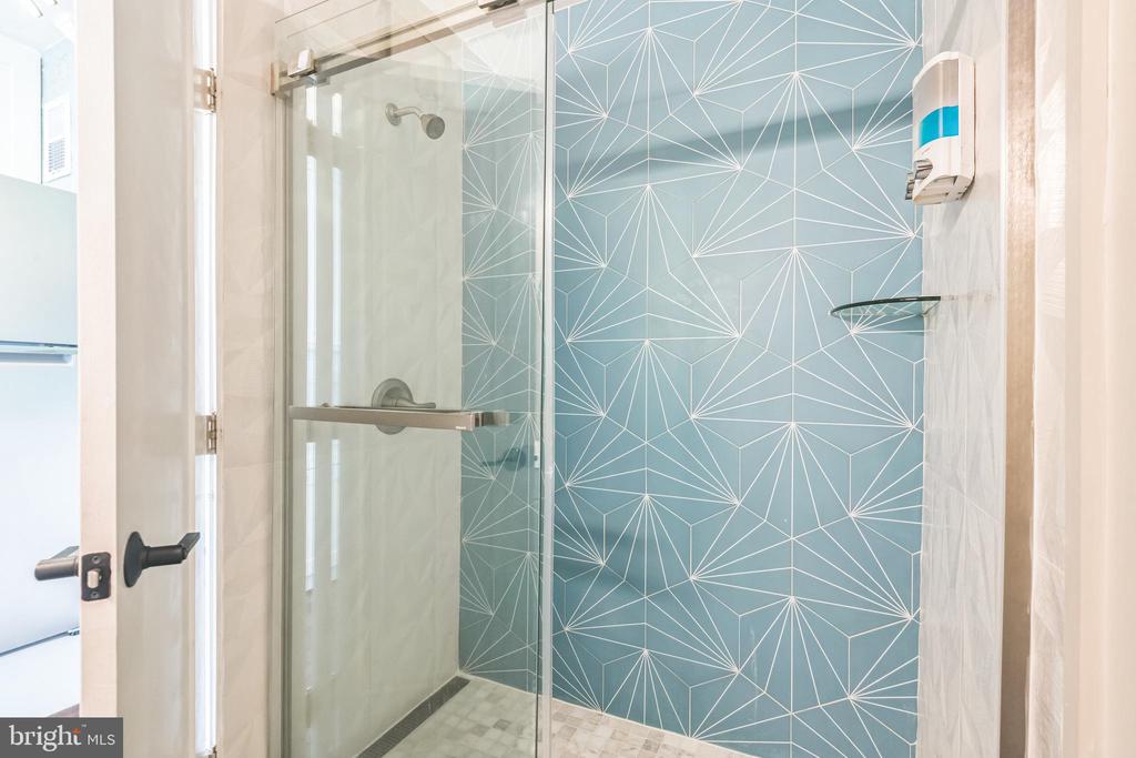 2510 ATLANTIC AVENUE Unit: 112