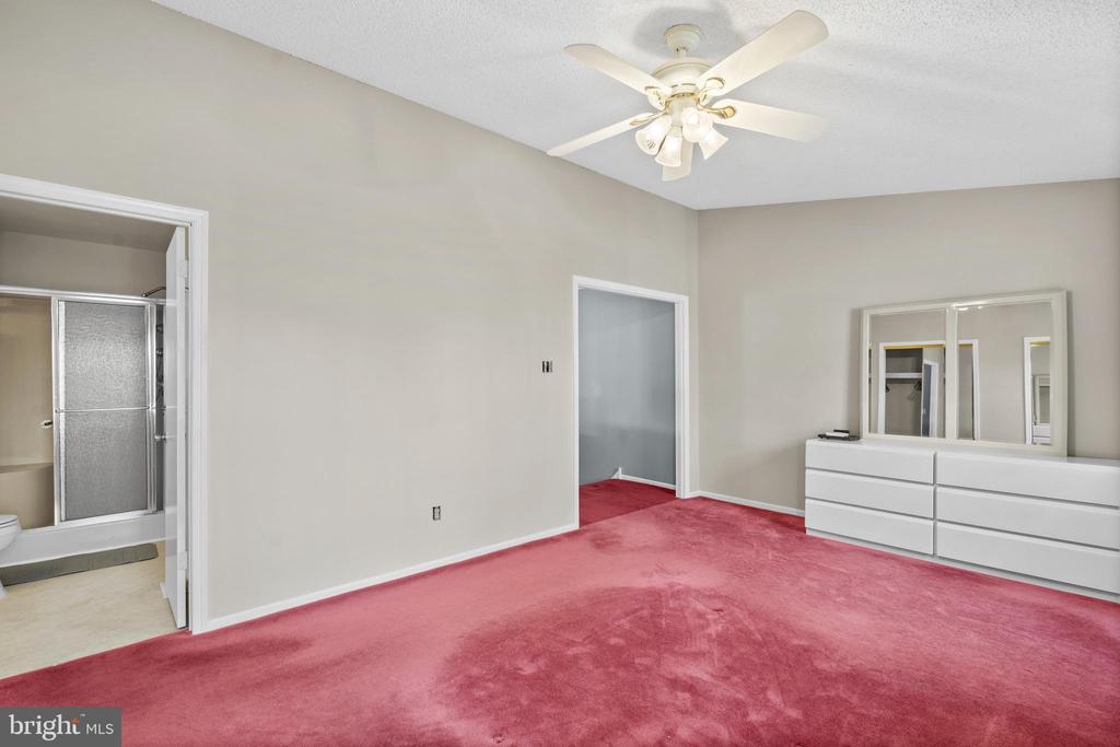 221 MARTINIQUE DRIVE