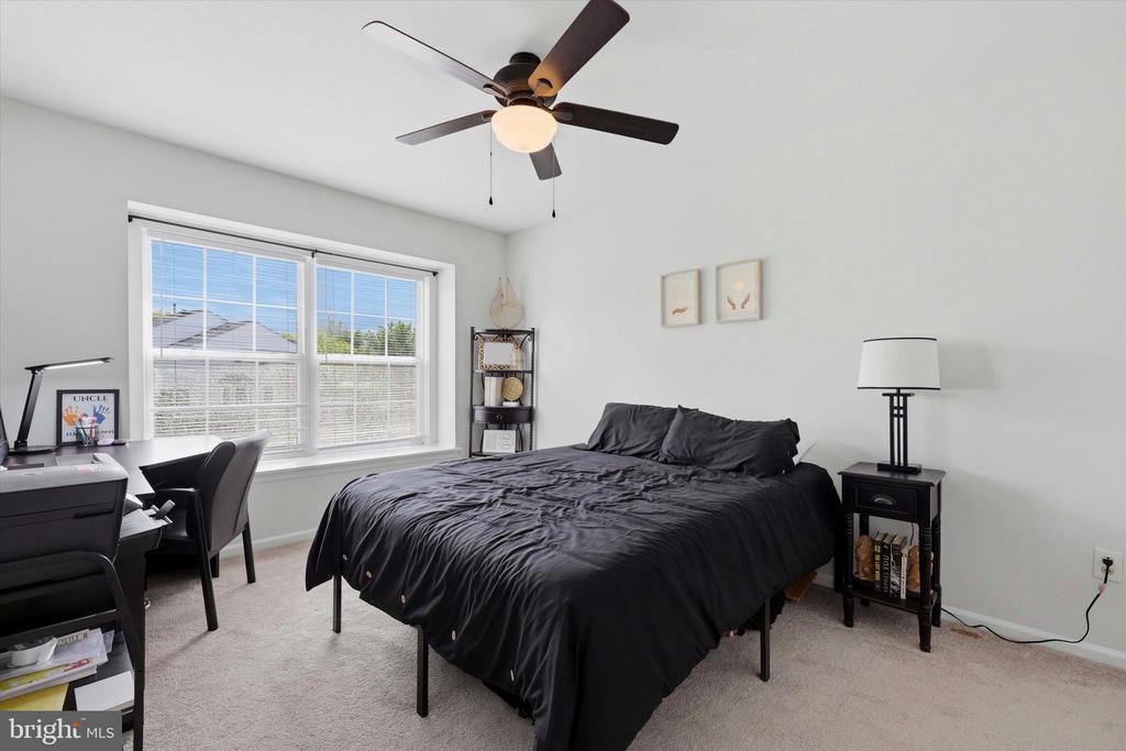 12 TIMBERCREST DRIVE