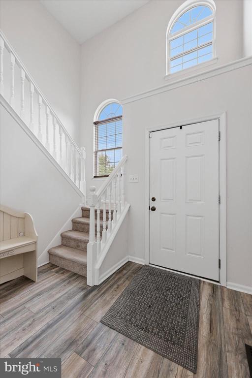 12 TIMBERCREST DRIVE
