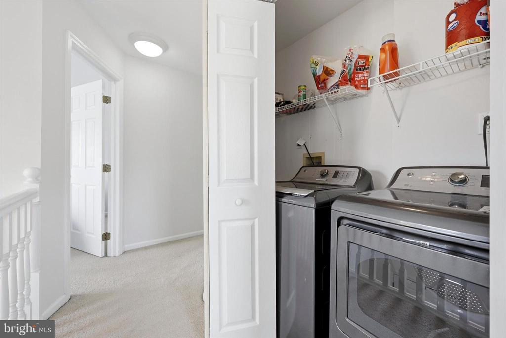 12 TIMBERCREST DRIVE