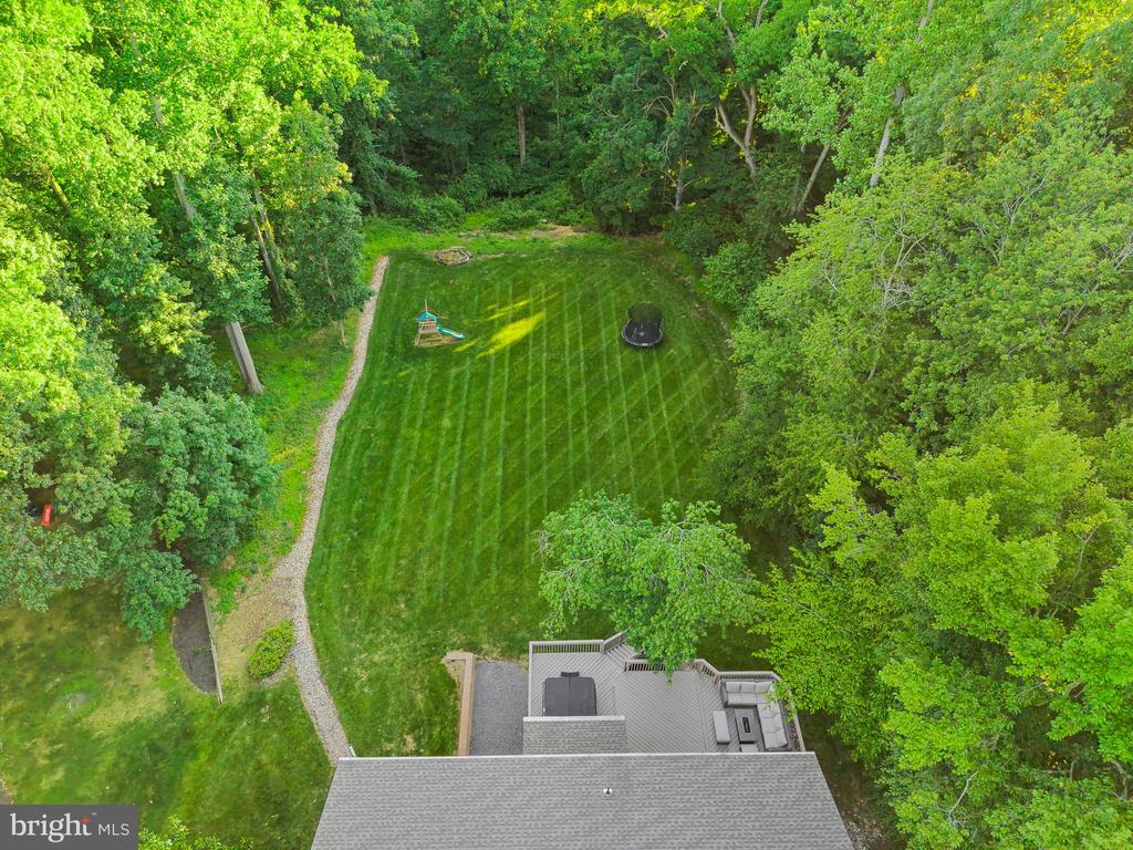915 GRAY FOX CIRCLE