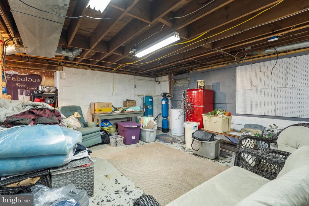 5357 LAKE ROAD