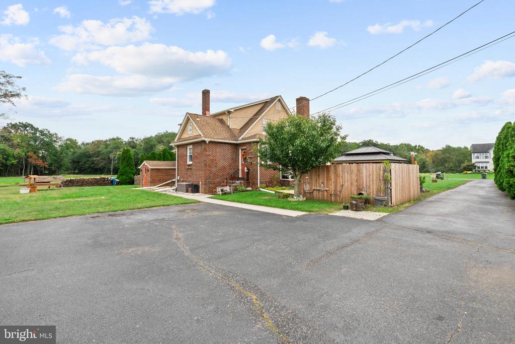 5357 LAKE ROAD