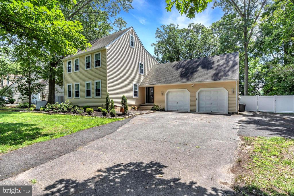 35 CHRISTIAN DRIVE