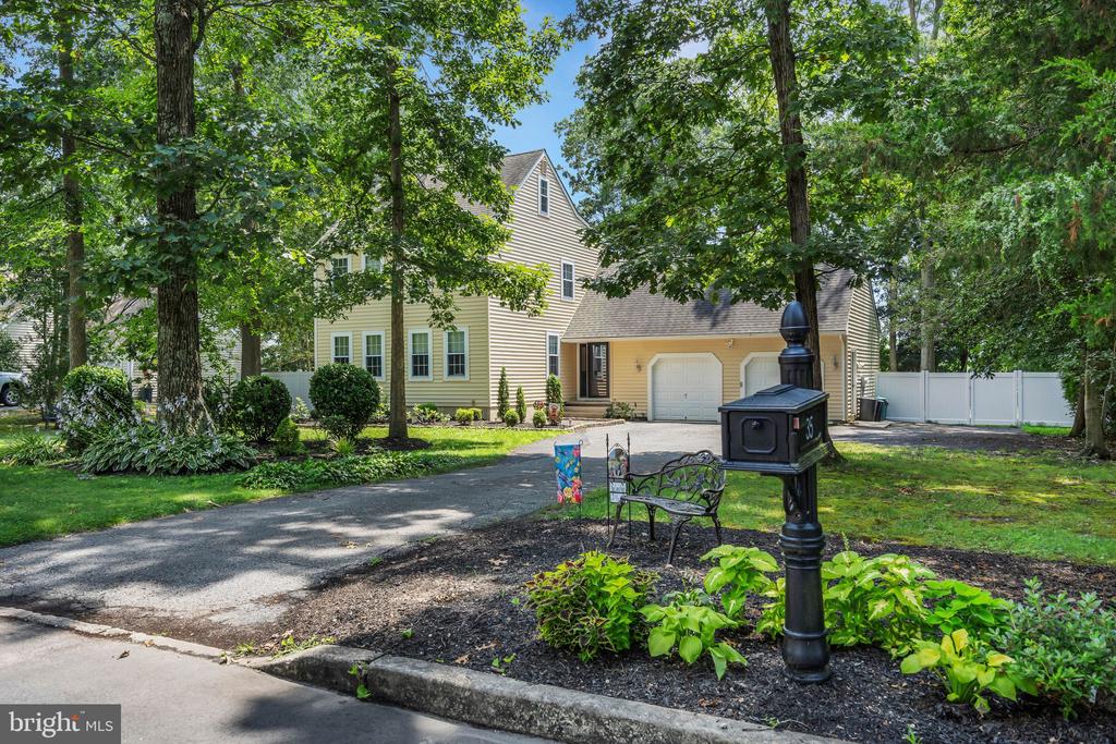 35 CHRISTIAN DRIVE