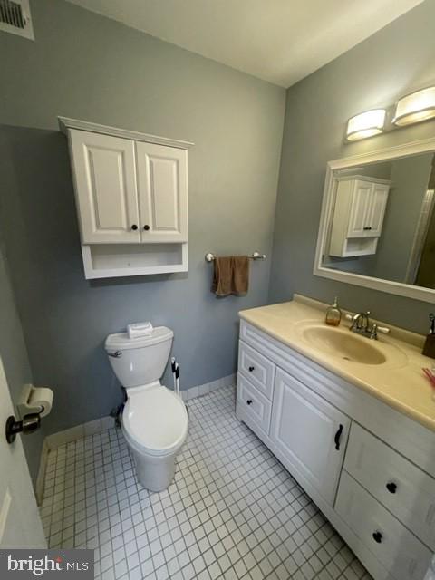 654-B Woodford Ln