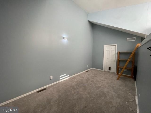 654-B Woodford Ln
