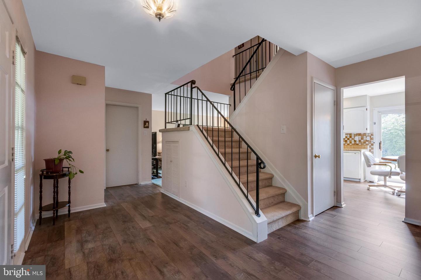 217 W Hanover St