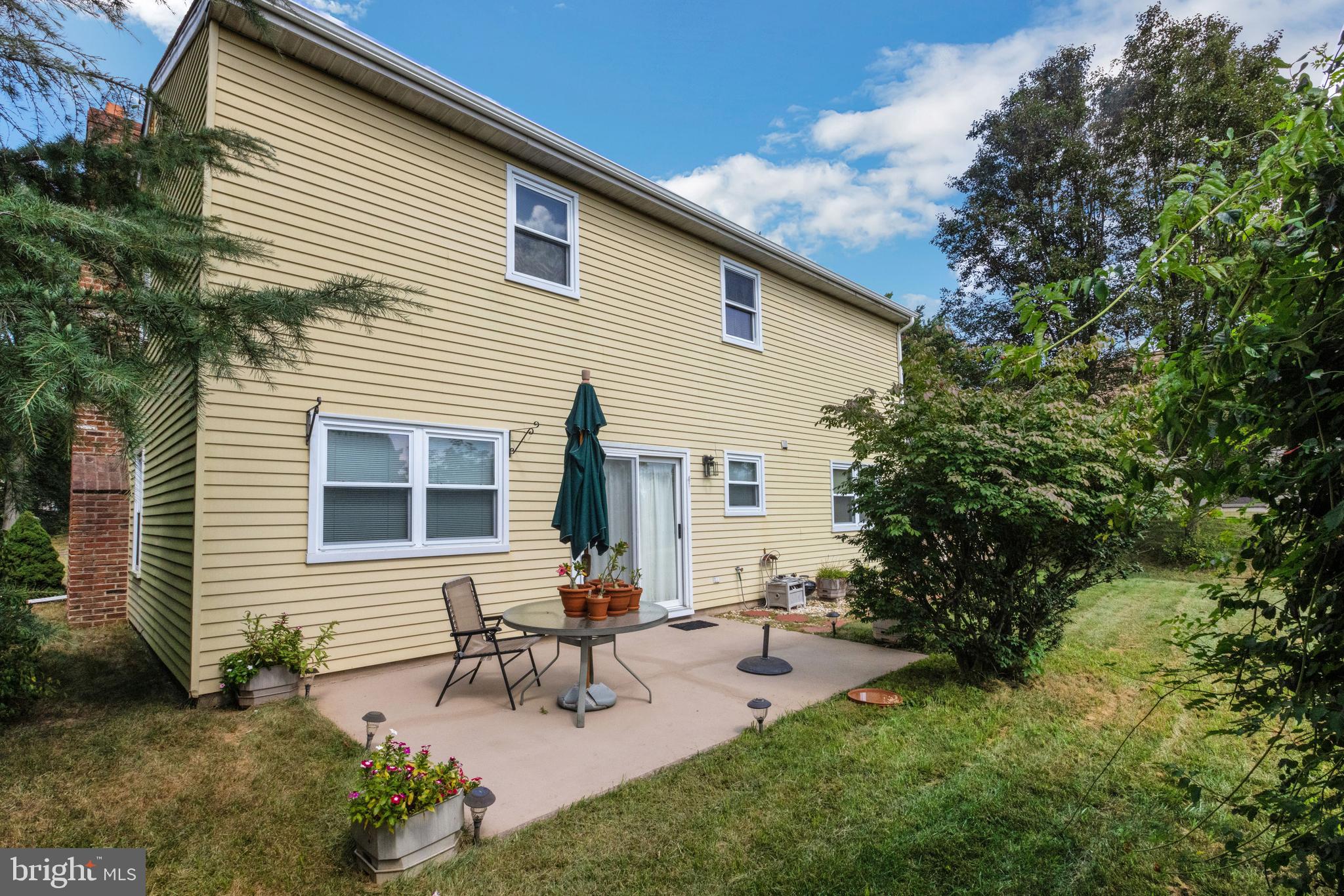 217 W Hanover St