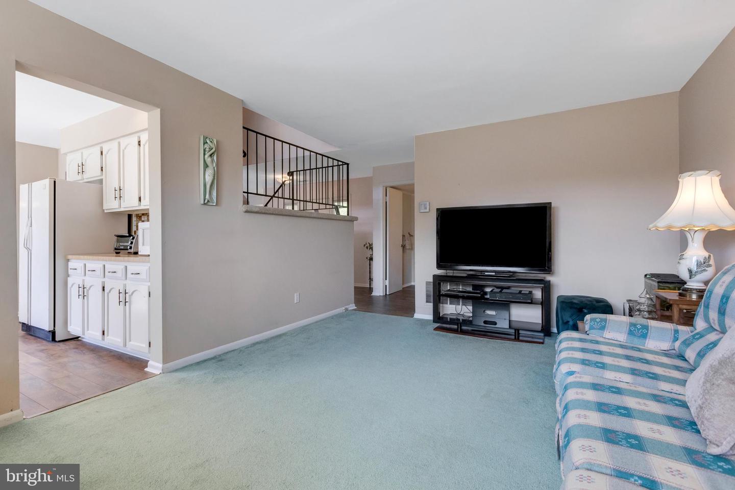 217 W Hanover St