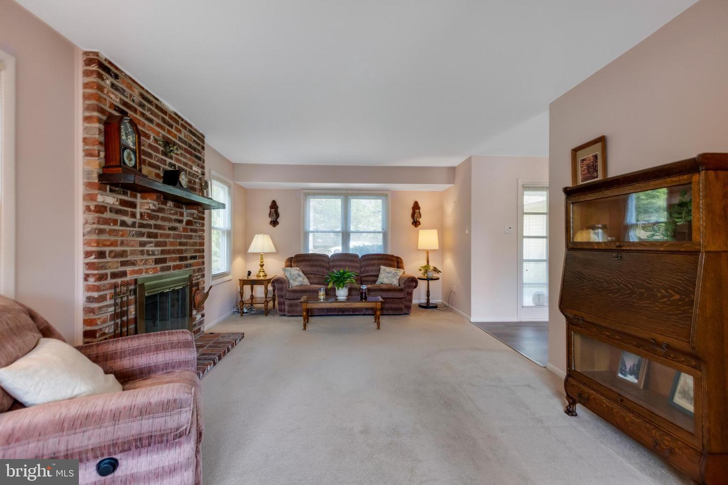 217 W Hanover St