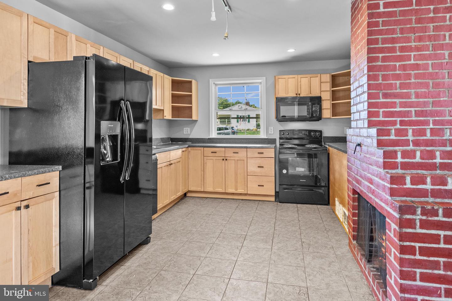 79 Blue Ridge Dr